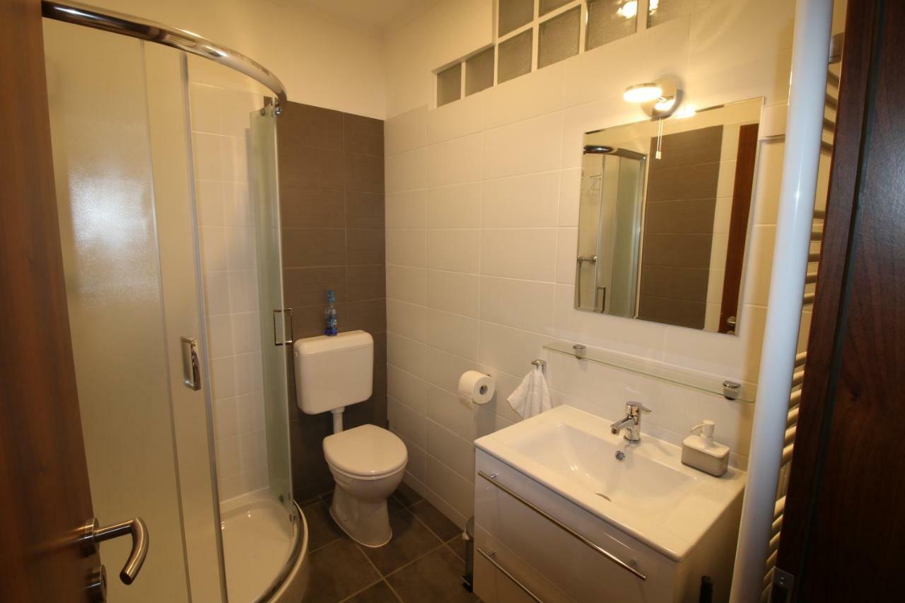Szent Ivan Apartman Eğri Dış mekan fotoğraf